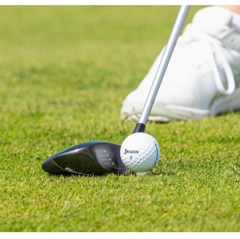 Piłki golfowe SRIXON UltiSoft (białe, 12 szt.), model 2025