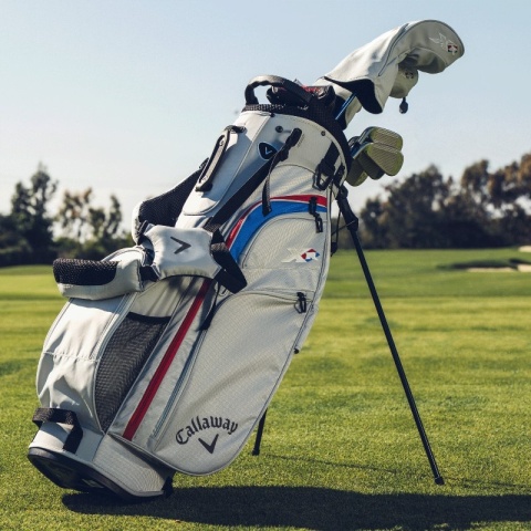 Zestaw kijów do golfa CALLAWAY XR-26 (12 kijów z torbą standbag/na nóżkach szaro-nieb-czerw, szafty stalowe, regular)